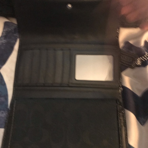 Coach purse and wallet - Picture 5 of 6